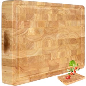 Wooden cutting board with rounded corners, a perimeter groove and recessed side handhold
